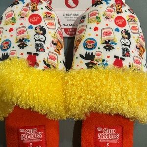 Paul Frank size M 7/8 Cup Noodles Slippers with Yellow and Red Accents NWT